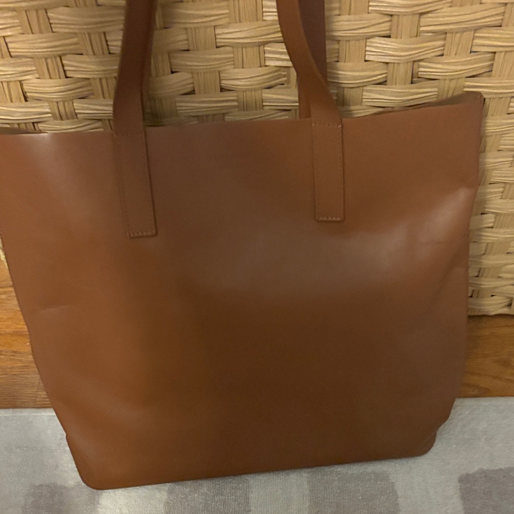 Everlane Classic Tan Leather Tote